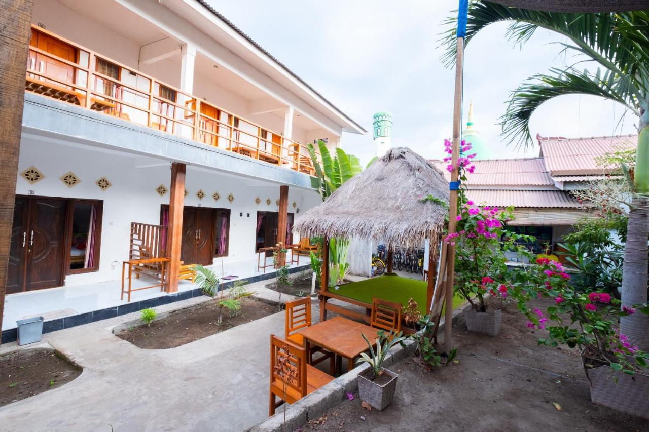 Maringo Cottage ギリ・トラワンガン エクステリア 写真